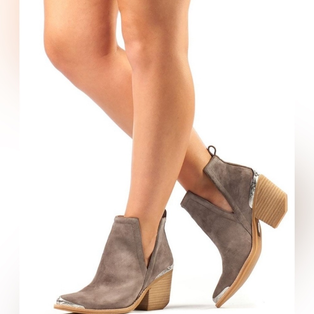 Jeffrey Campbell Cromwell Cut Out Western Booties Size 8 NWOB